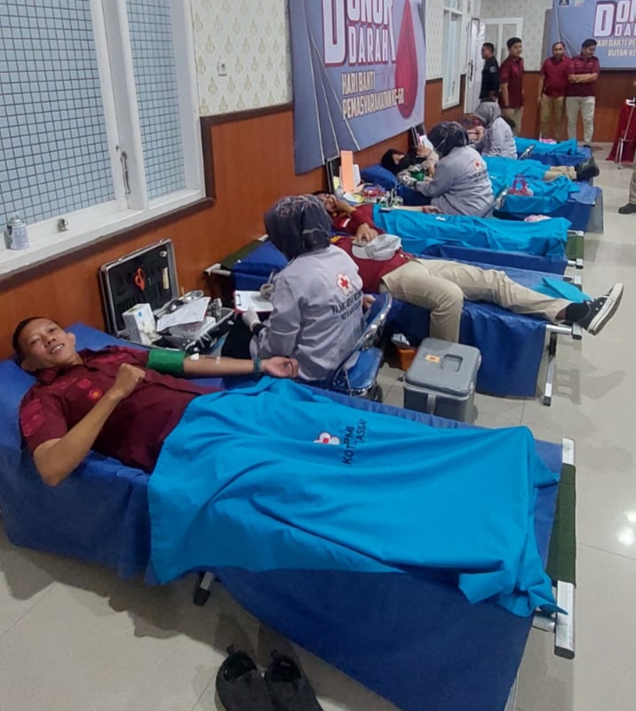 Pegawai LPP Sungguminasa Turut Berpartisipasi dalam Kegiatan Donor Darah HBP Ke-60 Tahun 2024