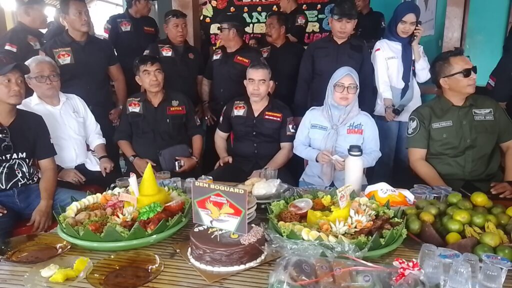 DENBOGARD Garuda Indonesia Rayakan Milad ke-8 Tahun dengan Suasana Kebersamaan