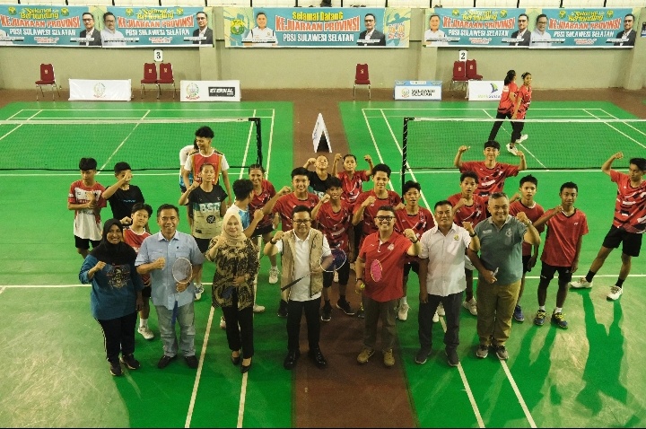 Ketua KONI Sulsel Buka Kejurprov PBSI 2025, Targetkan Atlet Berprestasi Nasional Hingga Internasiona
