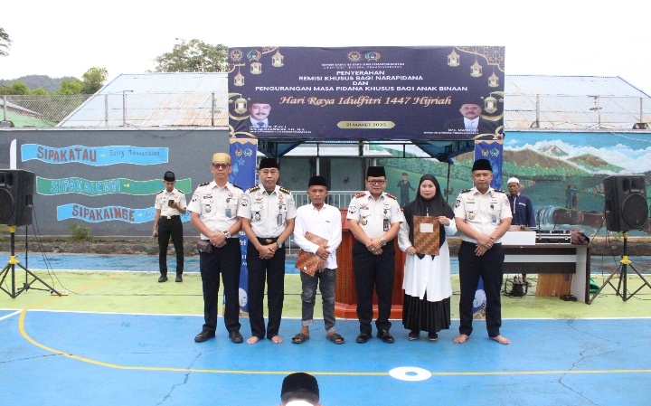 Sholat Idul Fitri 1447 H di Lapas Palopo Berlangsung Khidmat, Ratusan Warga Binaan Terima Remisi