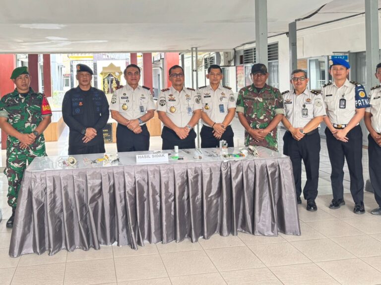 Ikrar dan Aksi Nyata, Lapas Makassar Teguhkan Komitmen Berantas HP Ilegal, Narkoba dan Penipuan