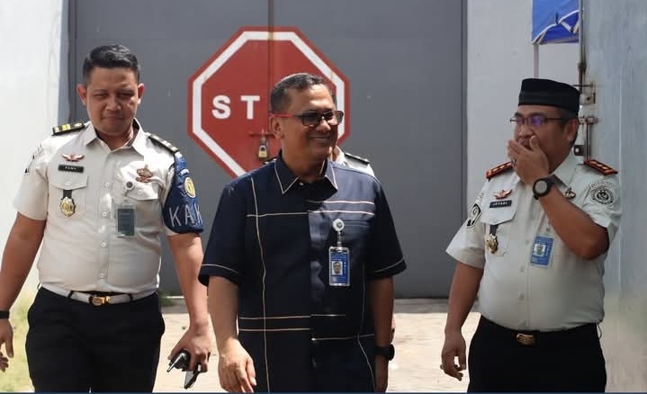 Kakanwil Ditjenpas Sulsel Tinjau Layanan Kunjungan Idul Adha di Rutan Makassar