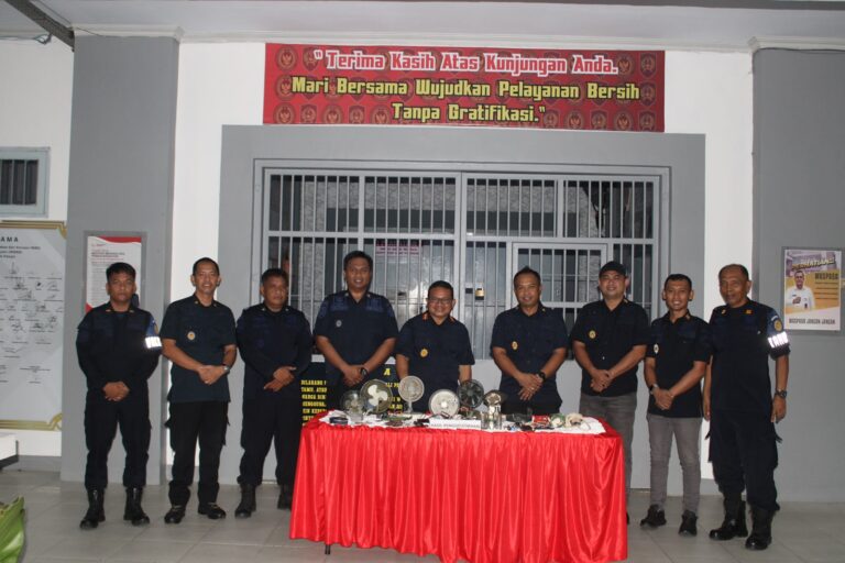 Lapas Palopo Gelar Razia Malam Hari, Wujud Komitmen Menjaga Keamanan dan Ketertiban