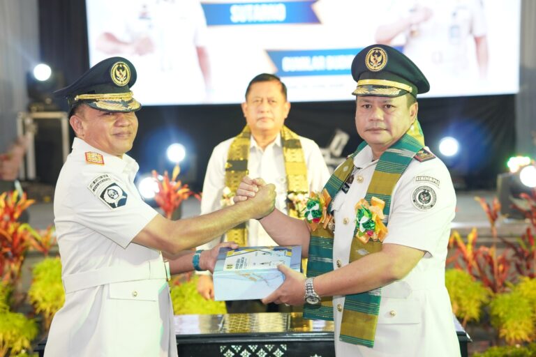 Penuh Kekeluargaan, Lapas Makassar Lepas Sutarno dan Sambut Gumilar Budirahayu