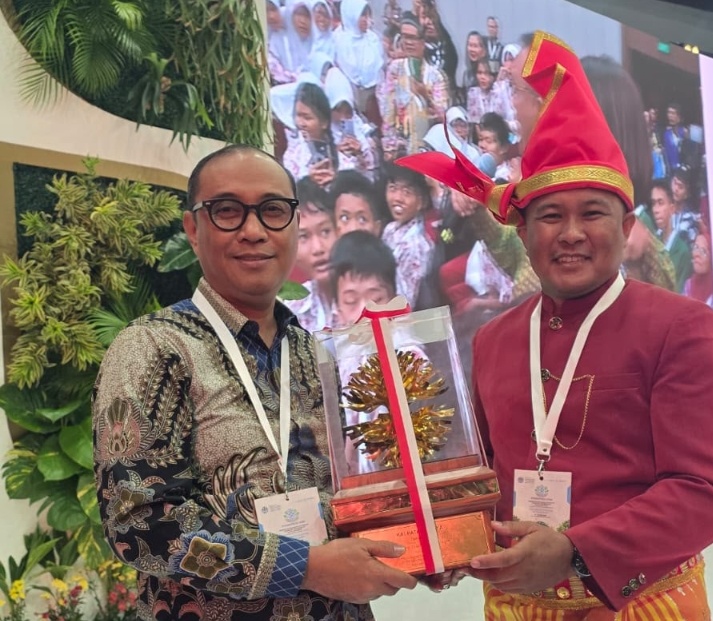 Pegiat Lingkungan Asal Desa Kanreapia Terima Kalpataru 2026 di Jakarta