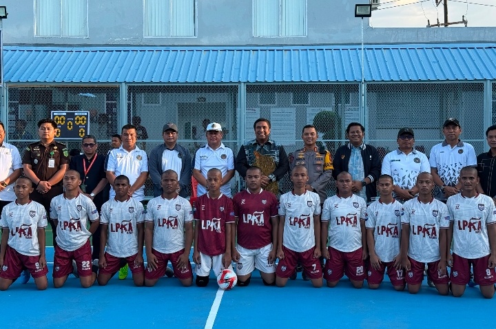 Dukung Hari Anak Nasional 2026, Kalapas Narkotika Sungguminasa Hadiri Pembukaan Turnamen Futsal U-17 di LPKA Maros