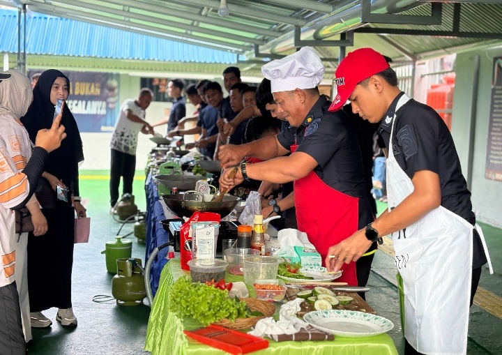 Bukan Sekadar Adu Resep, Lomba Nasi Goreng di Rutan Masamba Perkuat Kekompakan Antar Pegawai