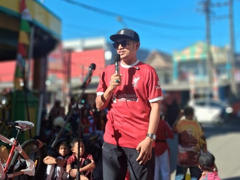 Kapolresta Gowa Ajak Warga Tamarunang Jaga Kamtibmas Jelang HUT RI ke-81