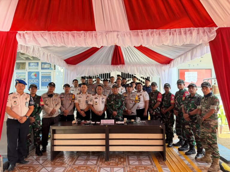 Perkuat Deteksi Dini, Lapas Narkotika Sungguminasa Bersama TNI-Polri Gelar Razia Kamar Hunian