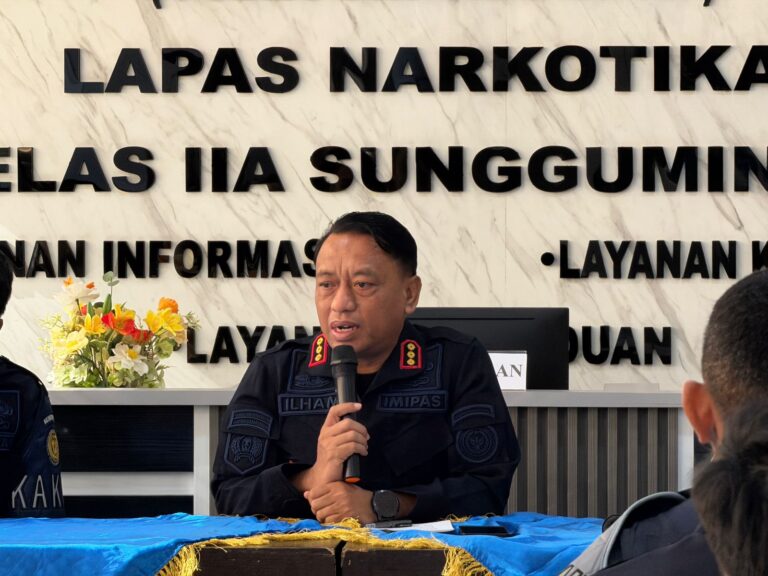 Perkuat Keamanan dan Ketertiban, Kalapas Narkotika Sungguminasa Beri Arahan Jajaran Pengamanan