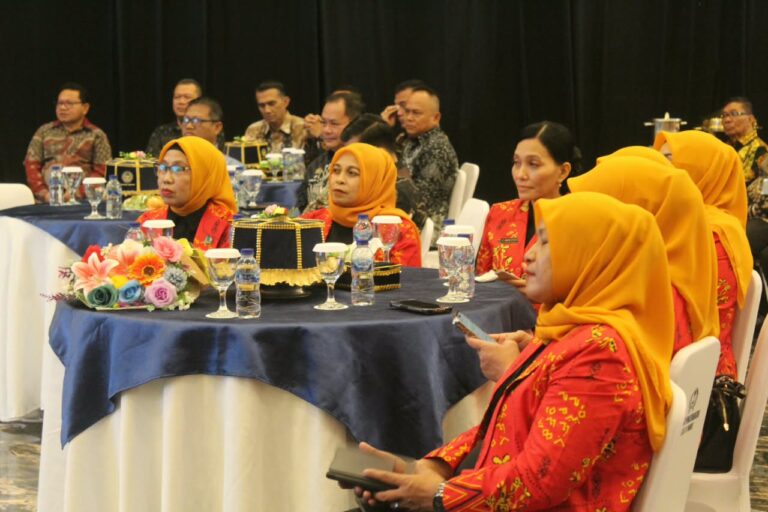 Pererat Silaturahmi dan Tingkatkan Kepercayaan Diri, Kepala Lapas Perempuan Sungguminasa Ikuti Pertemuan Rutin PIPAS se-Sulawesi Selatan