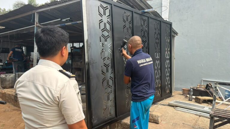 Produktif dan Terampil, WBP Lapas Narkotika Sungguminasa Kerjakan Pesanan Pagar Custom Masyarakat